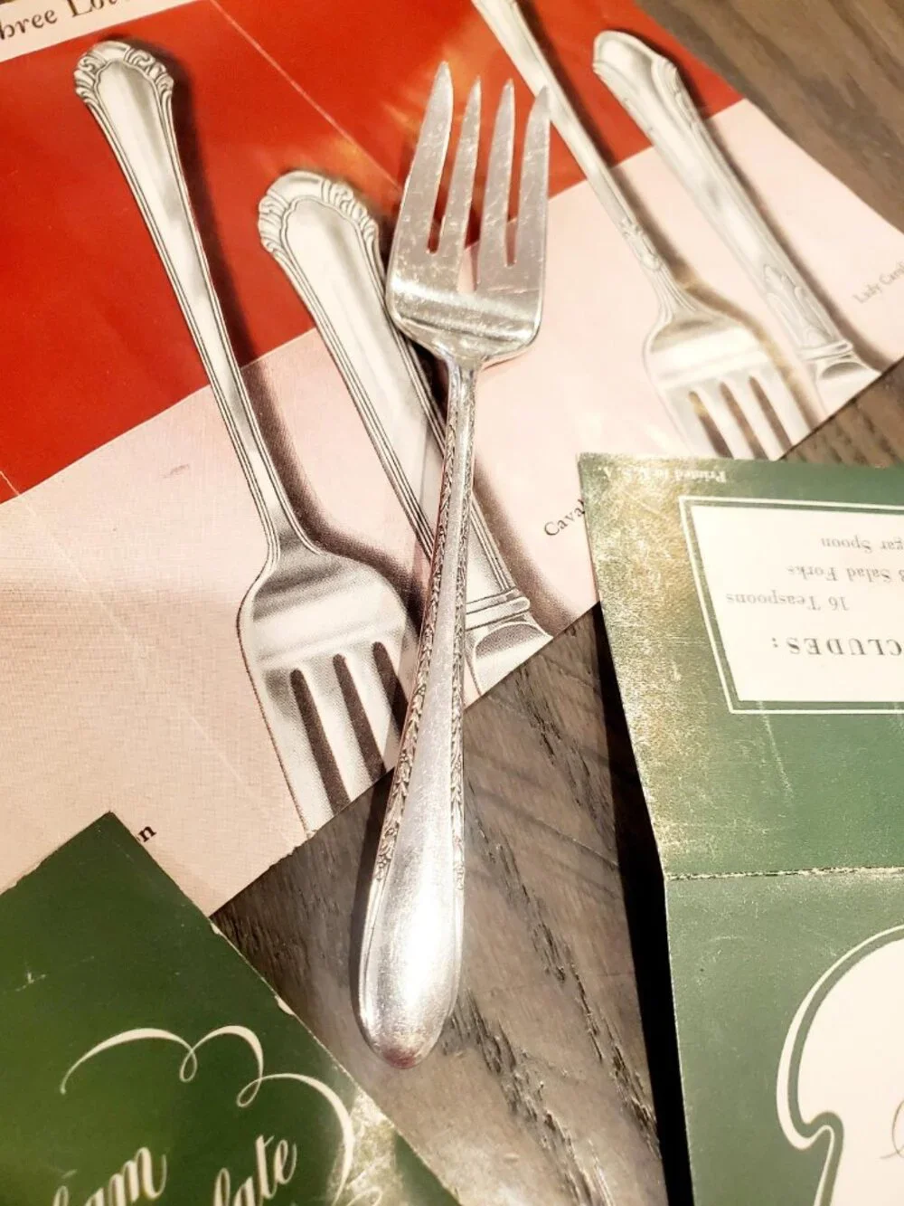 Gorham Invitation Silver Plated Flatware, Case, Papers & Winthrop Lincoln set